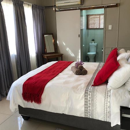 The Lavender Guesthouse Kroonstad Eksteriør billede