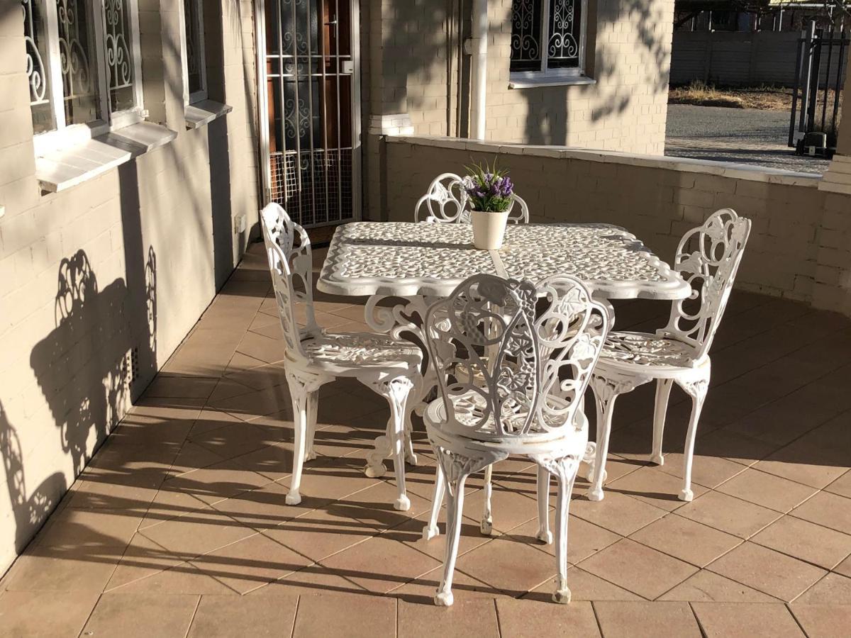 The Lavender Guesthouse Kroonstad Eksteriør billede