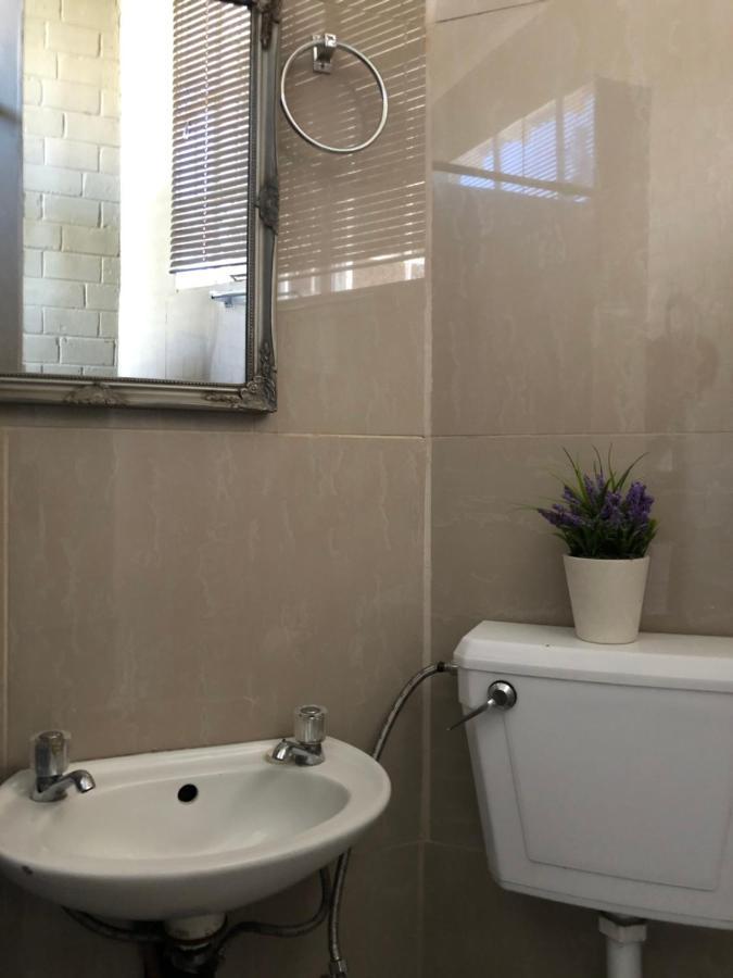 The Lavender Guesthouse Kroonstad Eksteriør billede