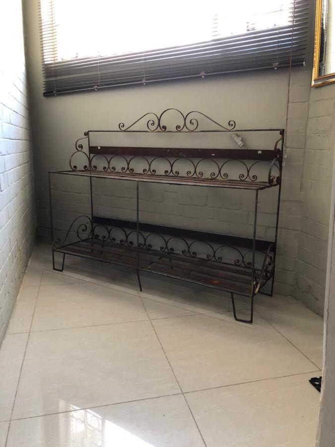 The Lavender Guesthouse Kroonstad Eksteriør billede