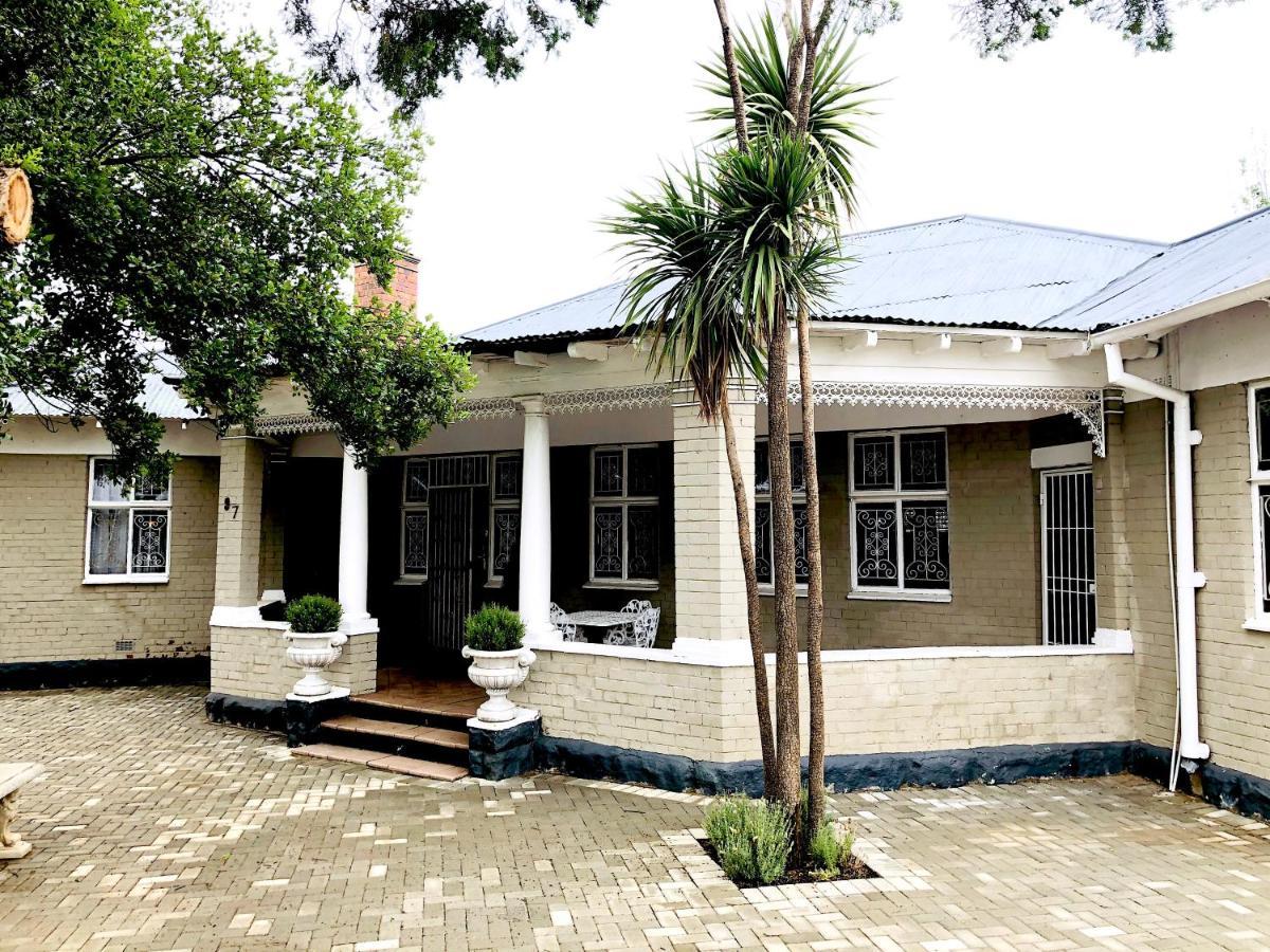 The Lavender Guesthouse Kroonstad Eksteriør billede